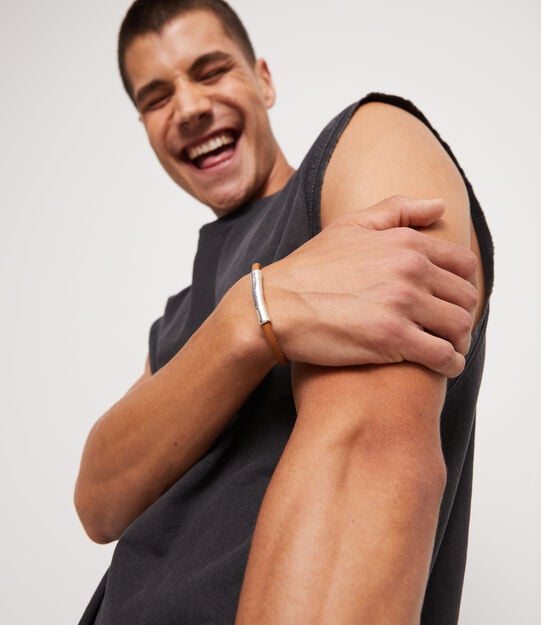 Camel color leather bracelet with central sterling silver-plated detail, Silver, large